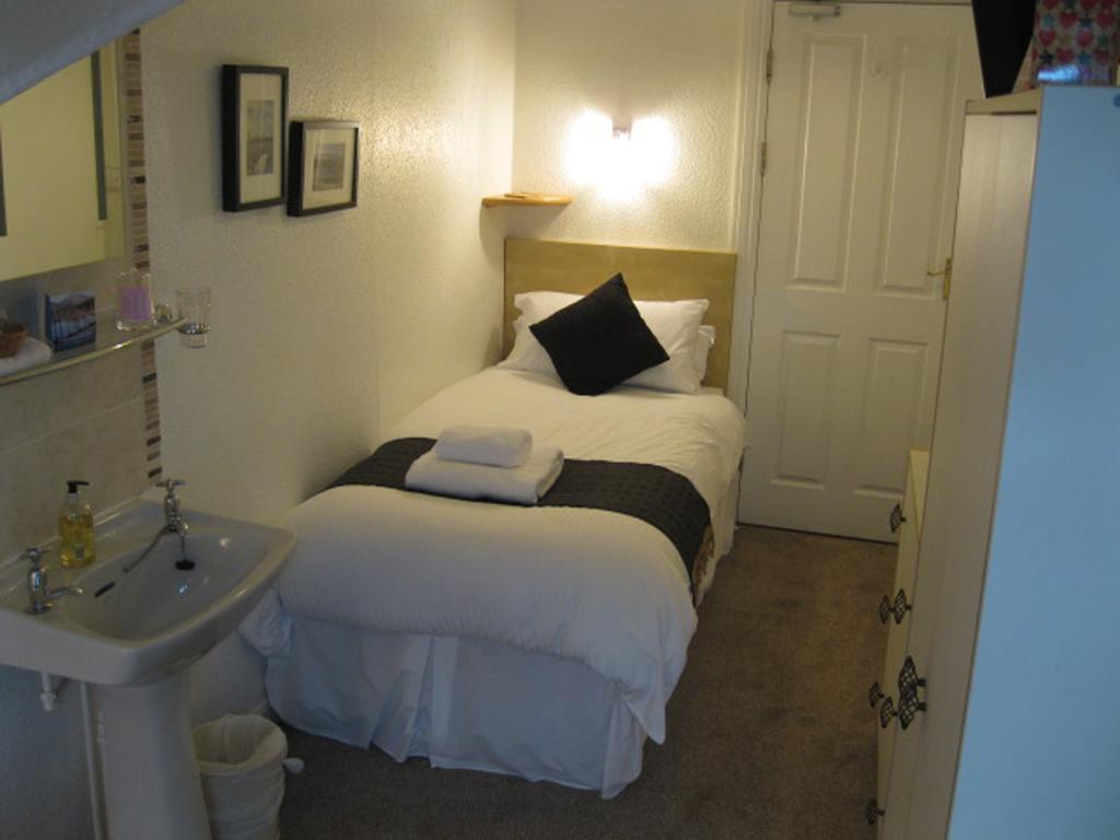Bed and Breakfast Harvington House Keswick  Exterior foto